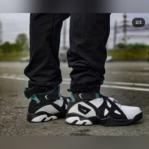 Nike Air Unlimited 'Flax